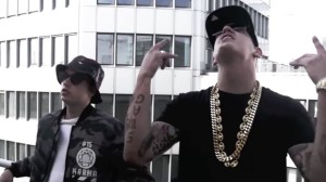 Money Boy Ft. Hustensaft Jüngling - Wir sind in der City